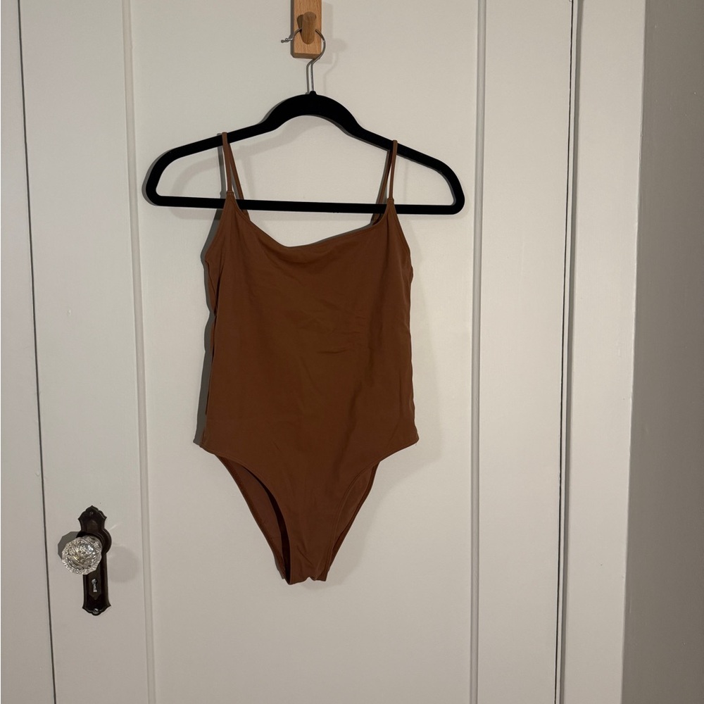 Babaton Contour Brown Bodysuit